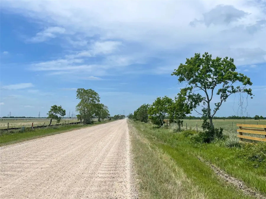 TR 16 Barak Rd, Guy, TX 77444 - #2
