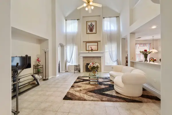 1409 Cottage Cove Court, Seabrook, TX 77586