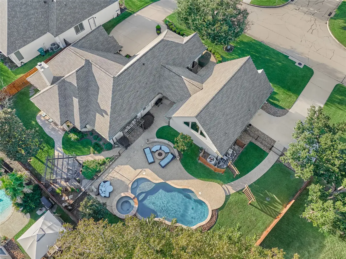 98 Monterrey Road W, Montgomery, TX 77356 - Image #1