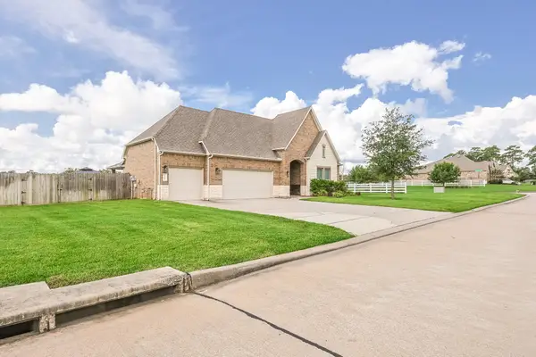 12239 Seagrape Lane, Conroe, TX 77304
