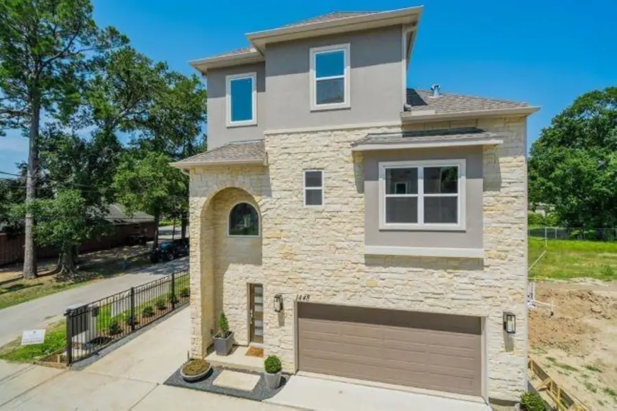 1414 W 34th 1/2 Street, Houston, TX 77018 - Image #3