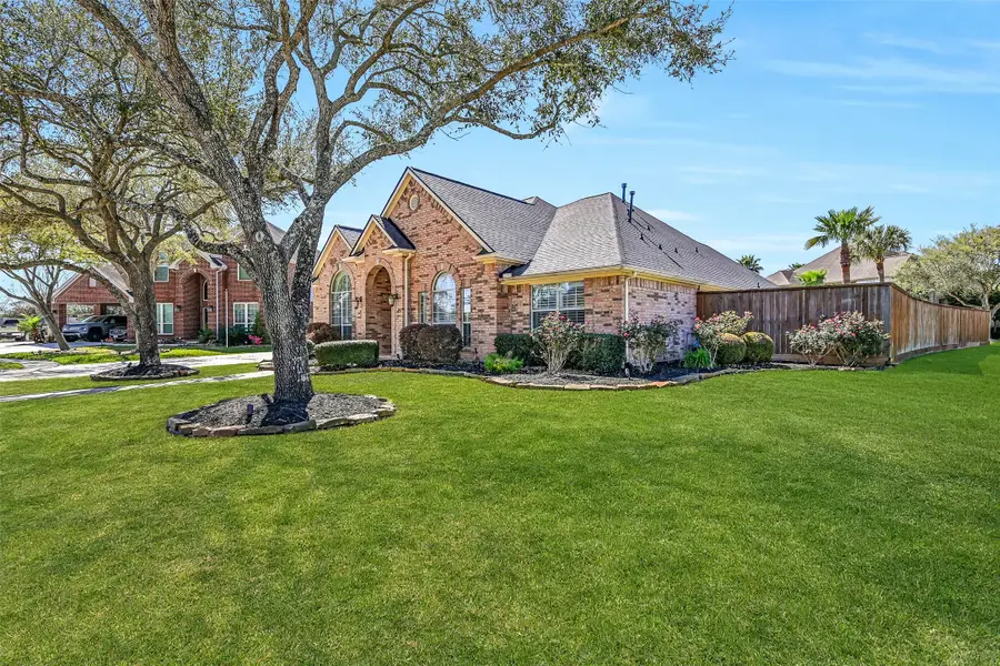 901 High Ridge Circle, Friendswood, TX 77546 - #2