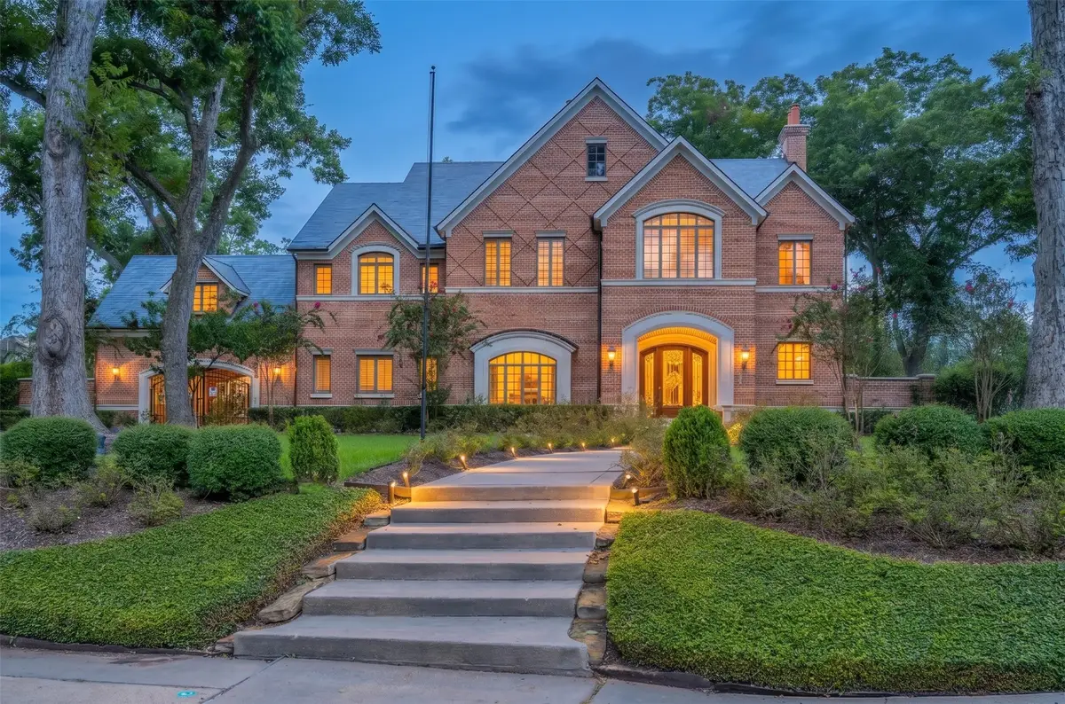 1802 Forest Gate Circle, Sugar Land, TX 77479 - #1