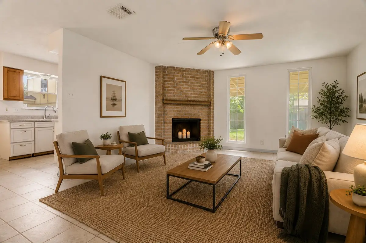 2106 N San Antonio Avenue, Pearland, TX 77581 - #1