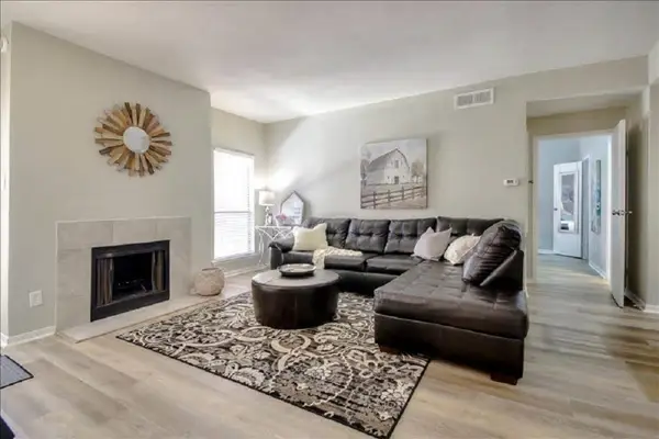 2125 Augusta Drive #63, Houston, TX 77057