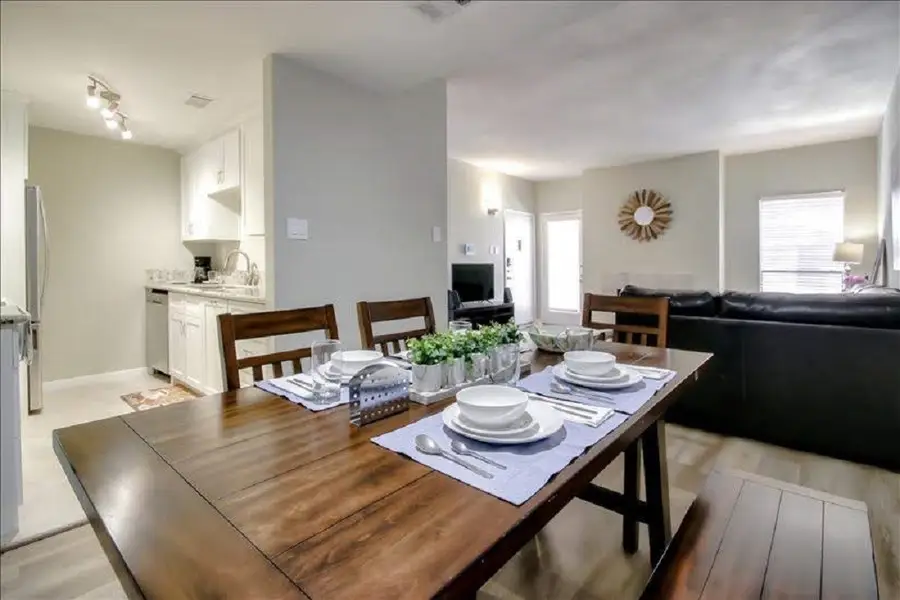 2125 Augusta Drive #63, Houston, TX 77057 - Image #3