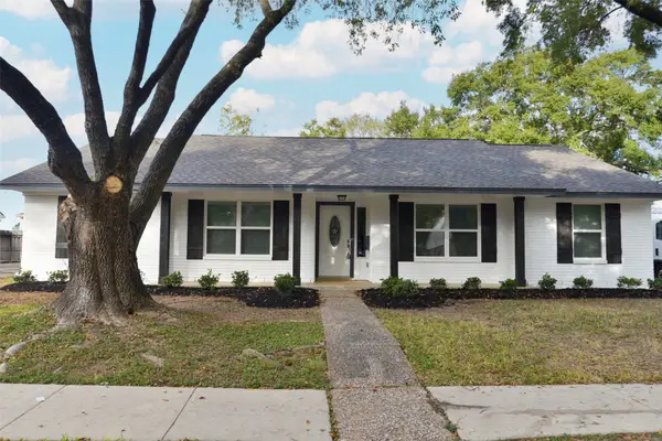 15322 Torry Pines Road, Houston, TX 77062