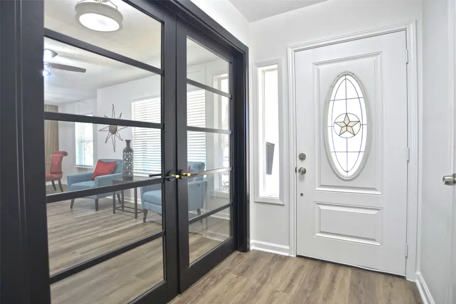 15322 Torry Pines Road, Houston, TX 77062 - Image #2