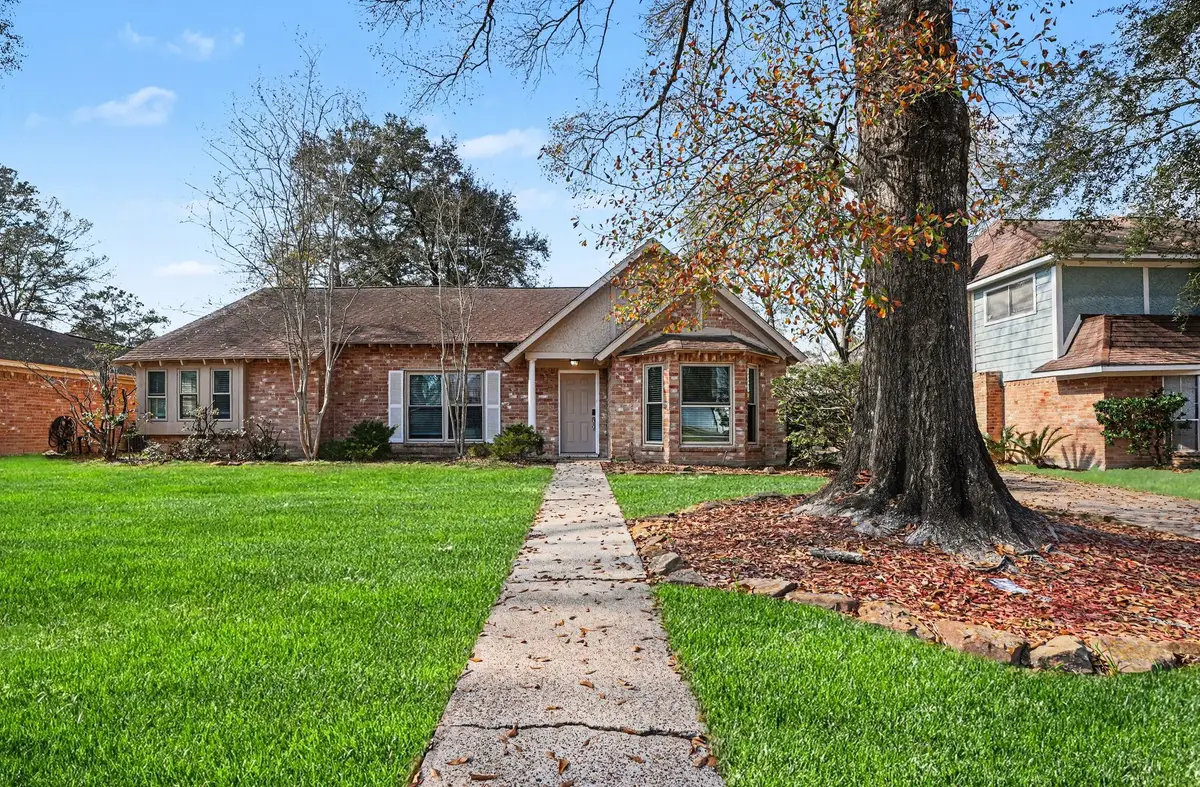 2067 SE Shadow Rock Drive, Kingwood, TX 77339 - #1