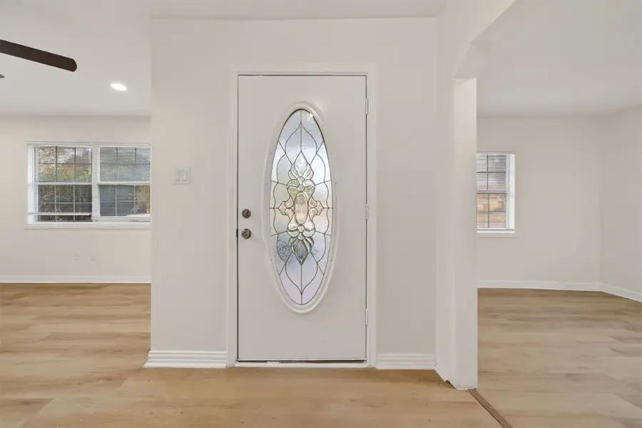 907 S 3rd Street, La Porte, TX 77571 - #3