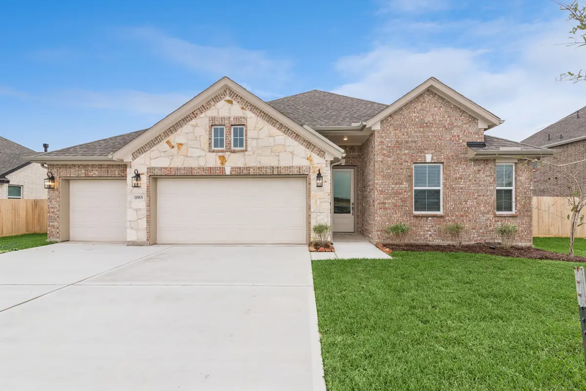 12011 Upper Meadows Avenue, Monterey Belvieu, TX 77535 - #1