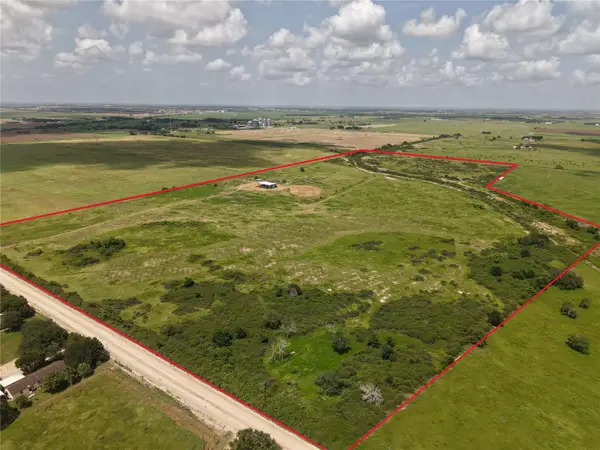 775 S Fm 441 Road, Louise, TX 77455