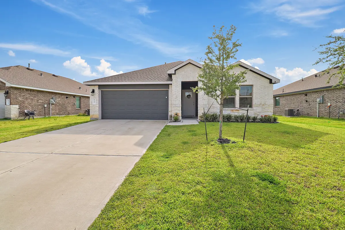 127 Walnut Hill Court, Anahuac, TX 77514 - #1