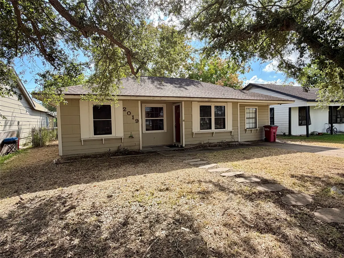 2019 N Avenue H, Freeport, TX 77541 - #1