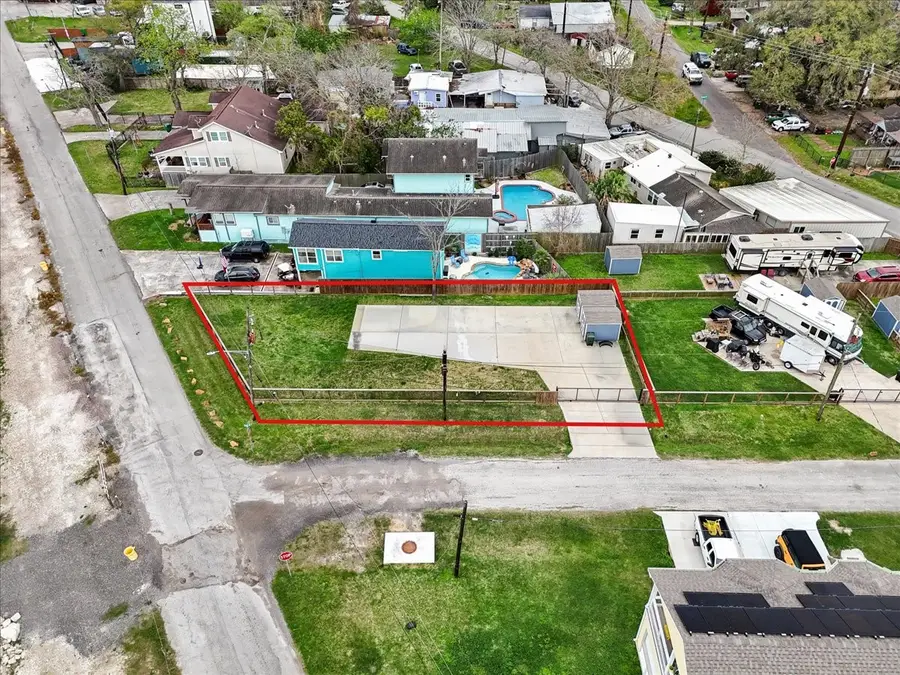 4402 Boulevard Street, Bacliff, TX 77518 - #3