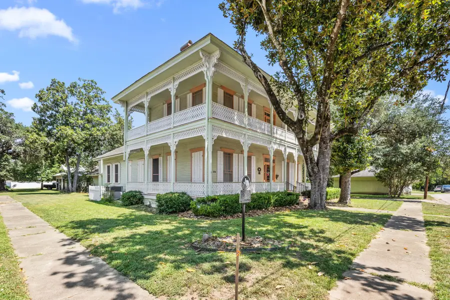 236 Preston Street, Columbus, TX 78934 - #2