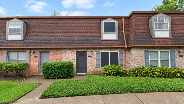 9303 Hammerly Boulevard #406, Houston, TX 77080