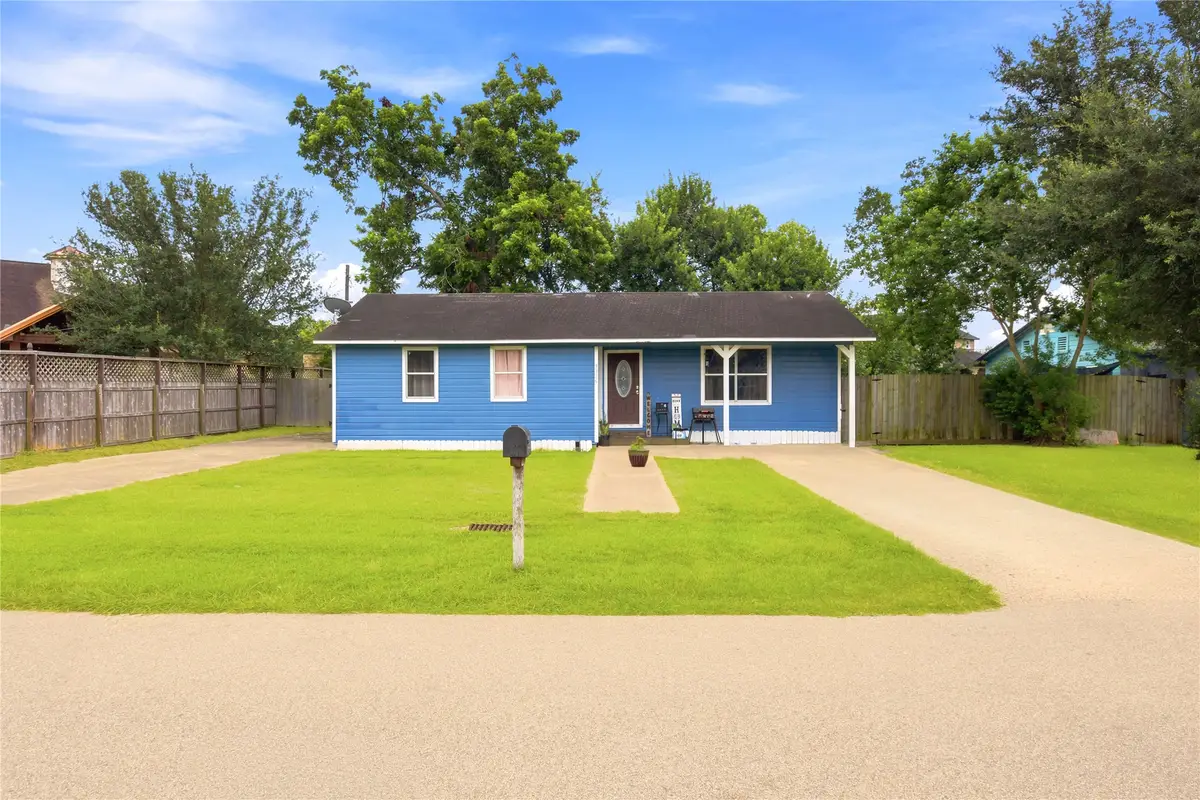 9326 Montgomery Lane, La Porte, TX 77571 - #1