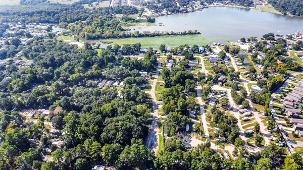 12755 Paradise View Court, Willis, TX 77318