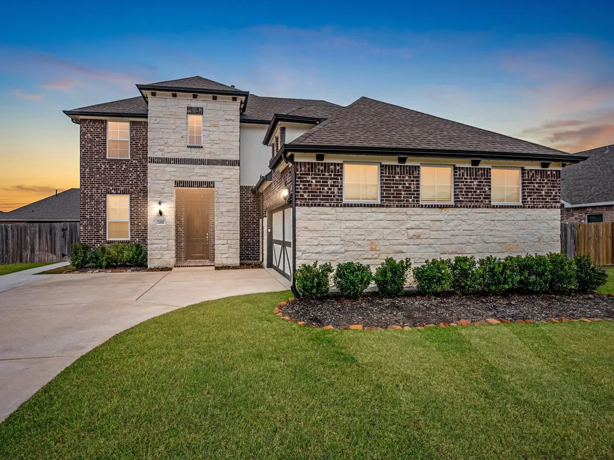11811 St Augustine Drive, Monterey Belvieu, TX 77535 - Image #1