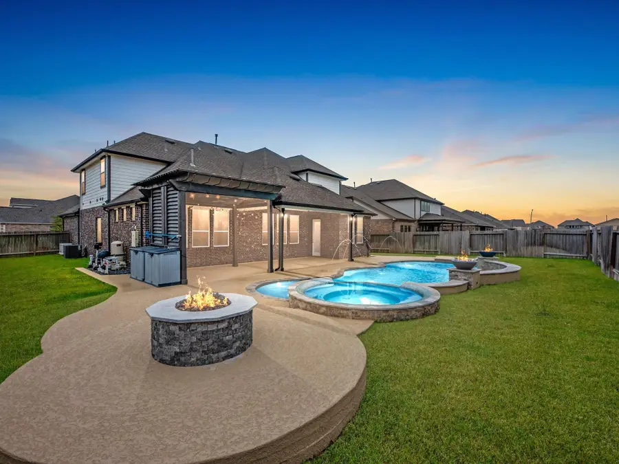 11811 St Augustine Drive, Monterey Belvieu, TX 77535 - Image #3