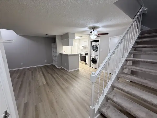 1515 Sandy Springs Road #1102, Houston, TX 77042