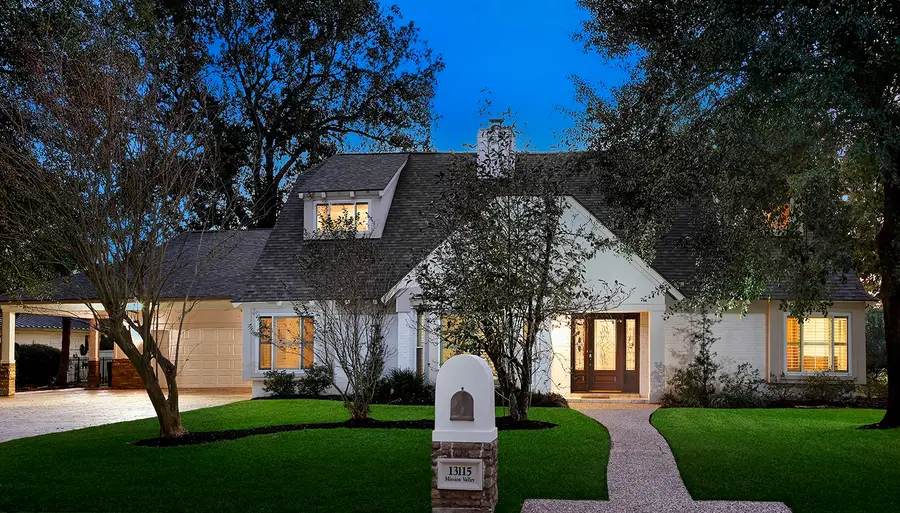 13115 Mission Valley Drive, Houston, TX 77069 - Image #2