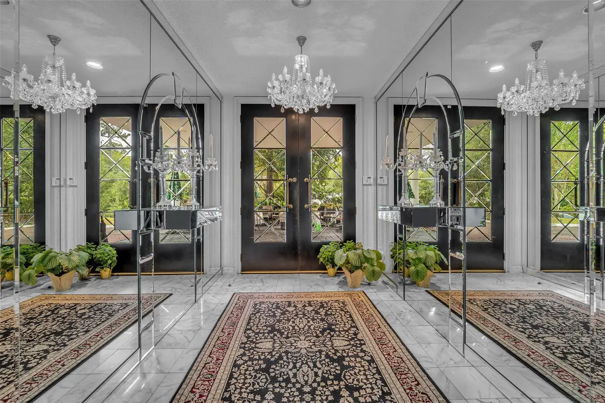 6 Farnham Park Drive, Houston, TX 77024 - #1