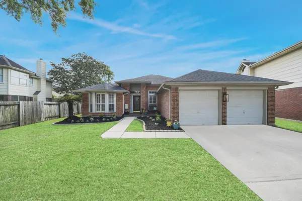 4222 W Meadows Drive, Sugar Land, TX 77479