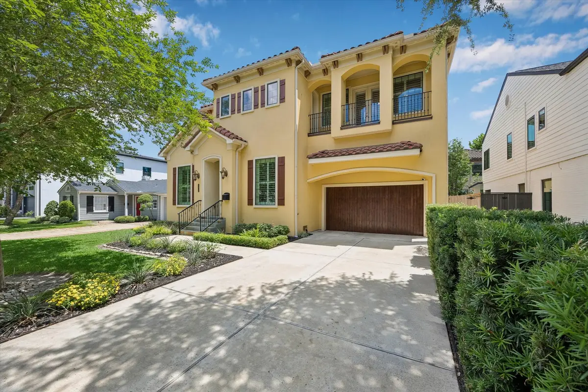 4915 Evergreen Street, Bellaire, TX 77401 - #1