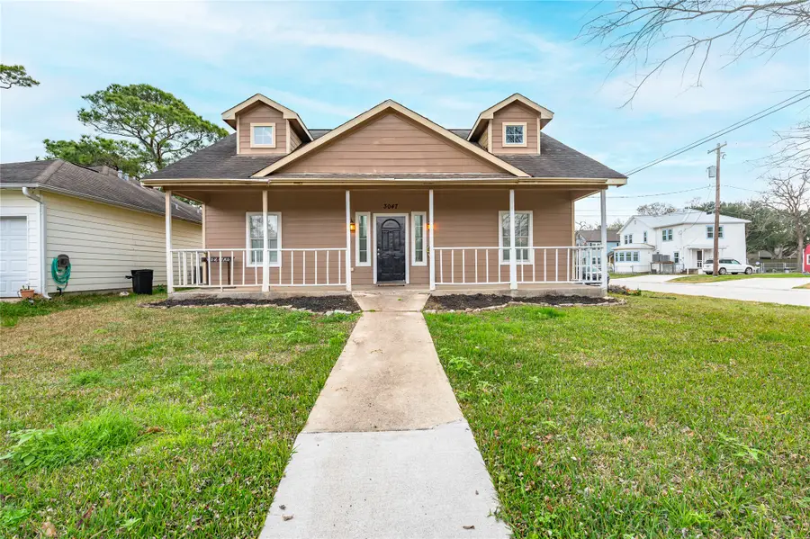 3047 Carlisle Street, La Porte, TX 77571 - #2