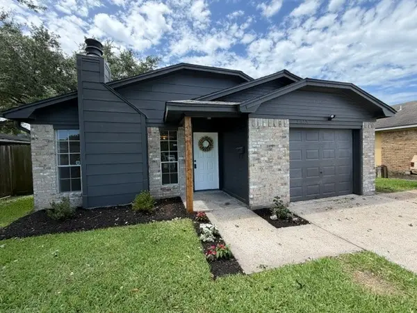 2613 7th Avenue N, Texas City, TX 77590