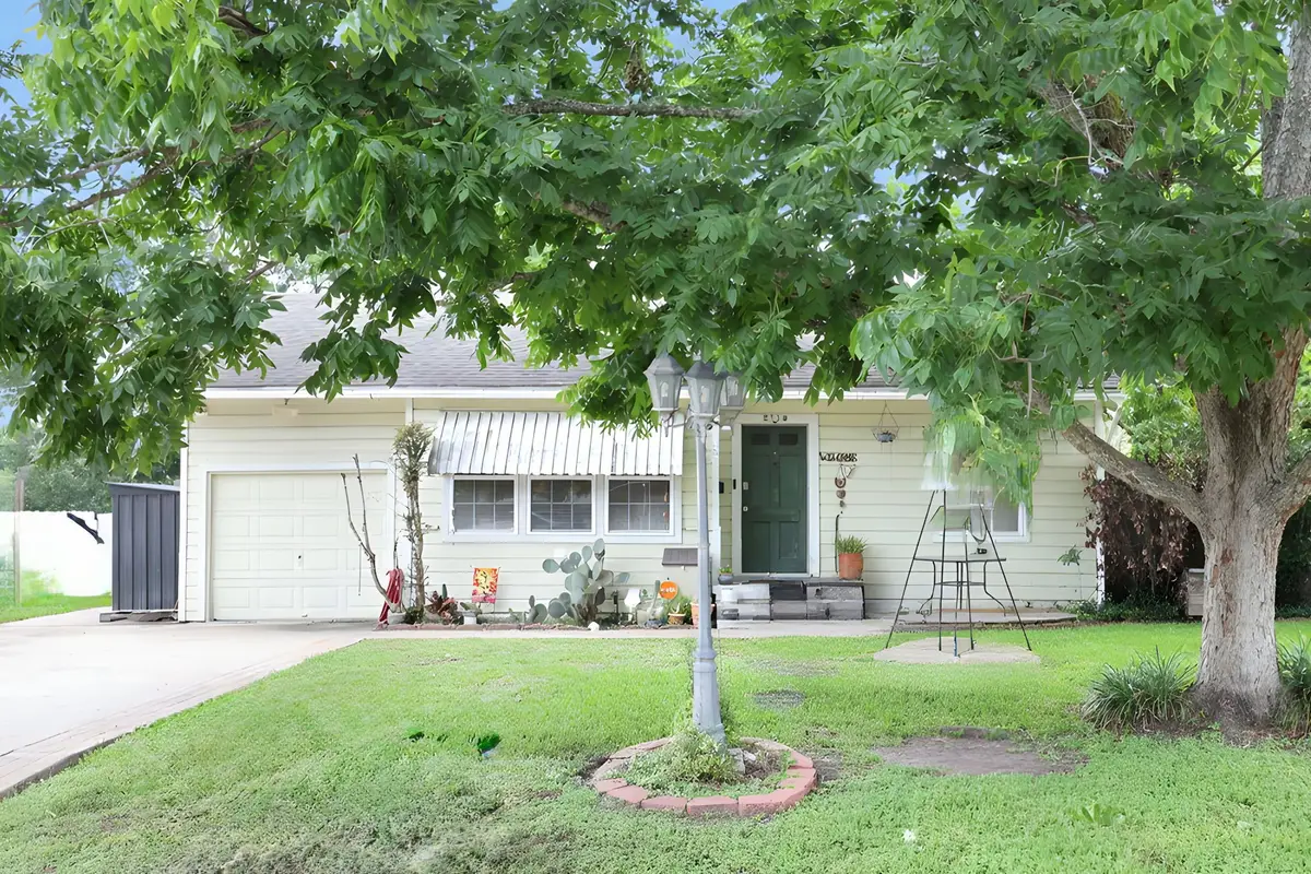 2713 Cos Street, Liberty, TX 77575 - #1