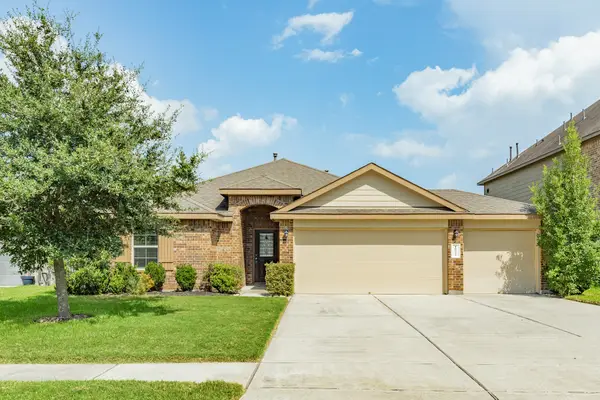 10323 Sill Prairie Drive, Rosharon, TX 77583