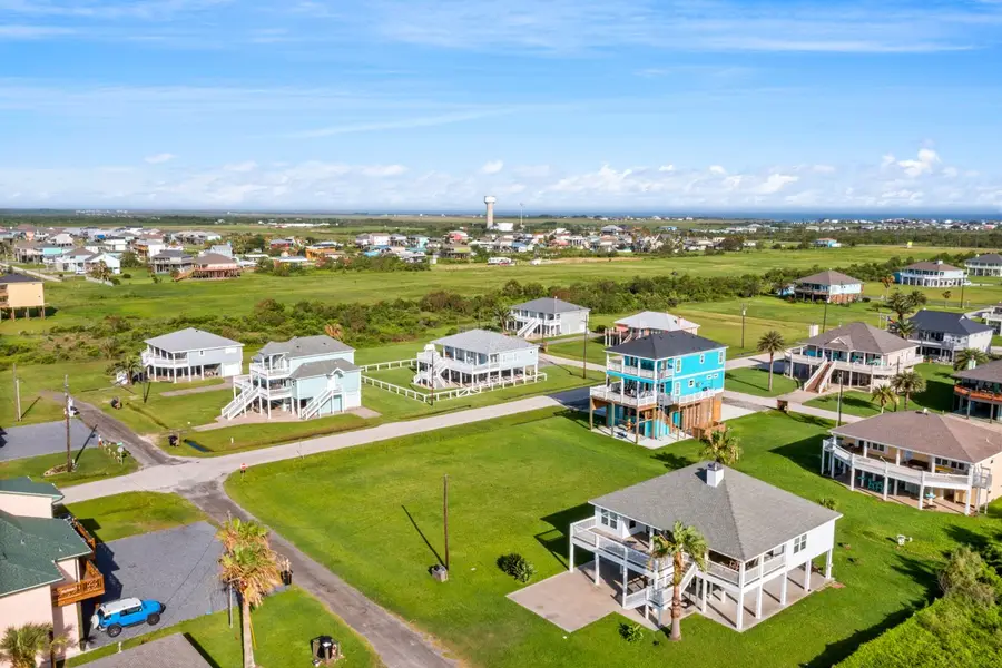 211 Tampa Street, Port Bolivar, TX 77650 - #3