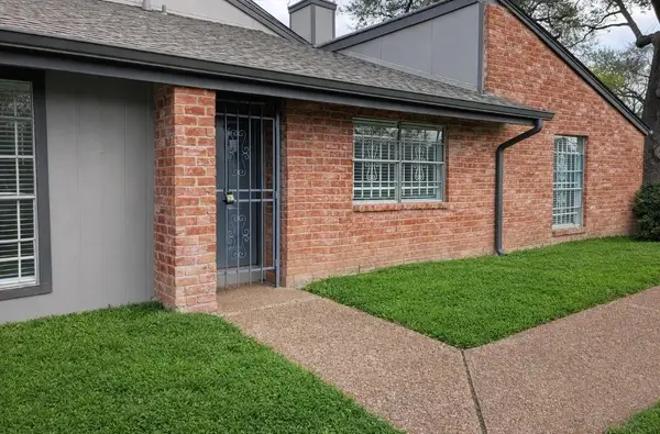 5815 Village Forest Court, Houston, TX 77092