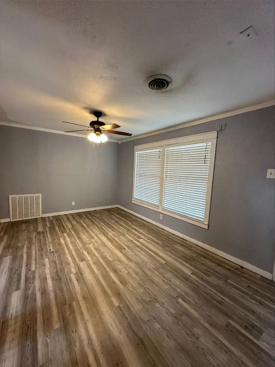 2309 Bradford Street, Orange, TX 77630 - Image #3