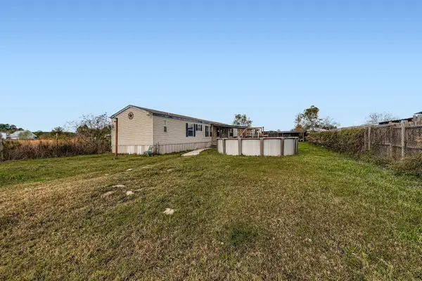 1043 County Road 3548, Cleveland, TX 77327
