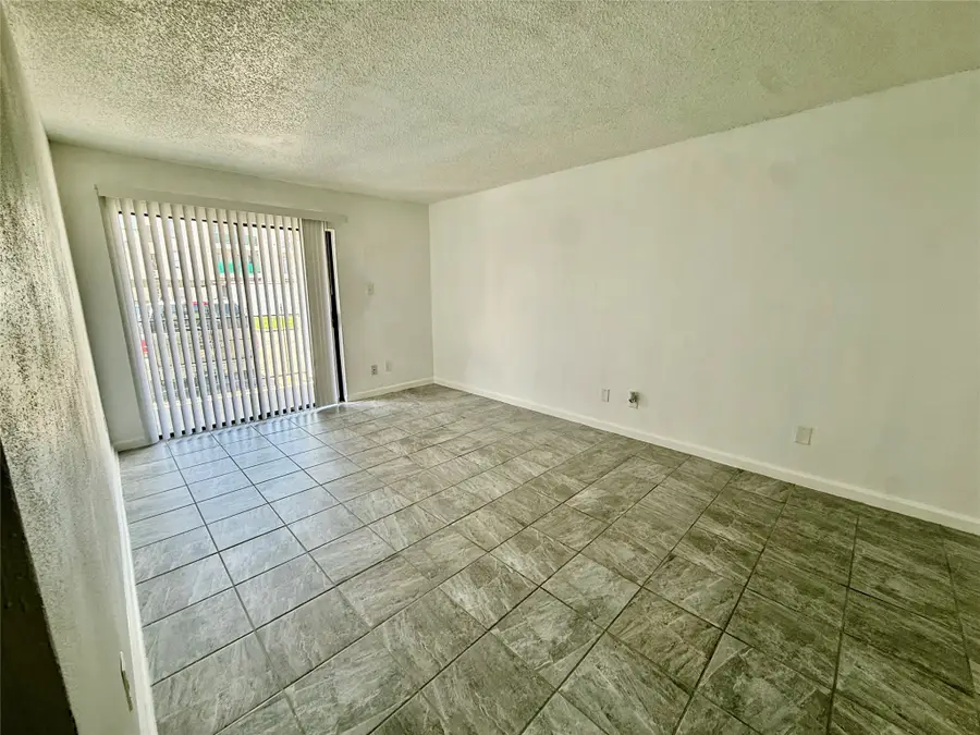 2830 S Bartell Drive #9, Houston, TX 77054 - #3