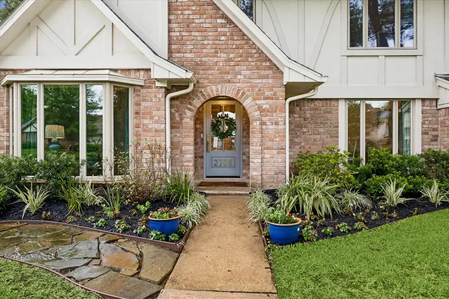 2706 Fontana Drive, Houston, TX 77043 - #3