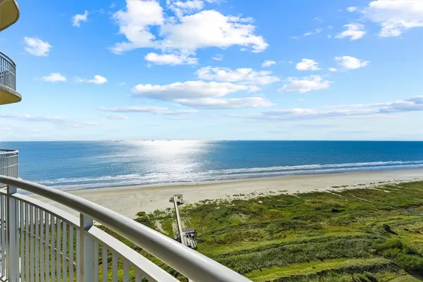 801 E Beach Drive #TW2008, Galveston, TX 77550