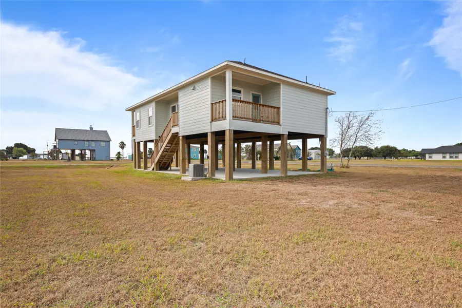 638 Swallow Drive, Palacios, TX 77465 - #3