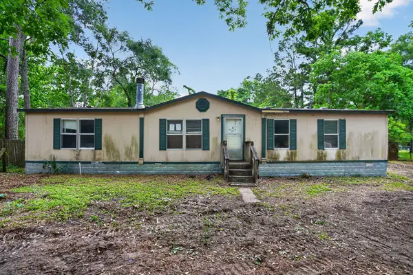 18265 Split Oak Circle, New Caney, TX 77357