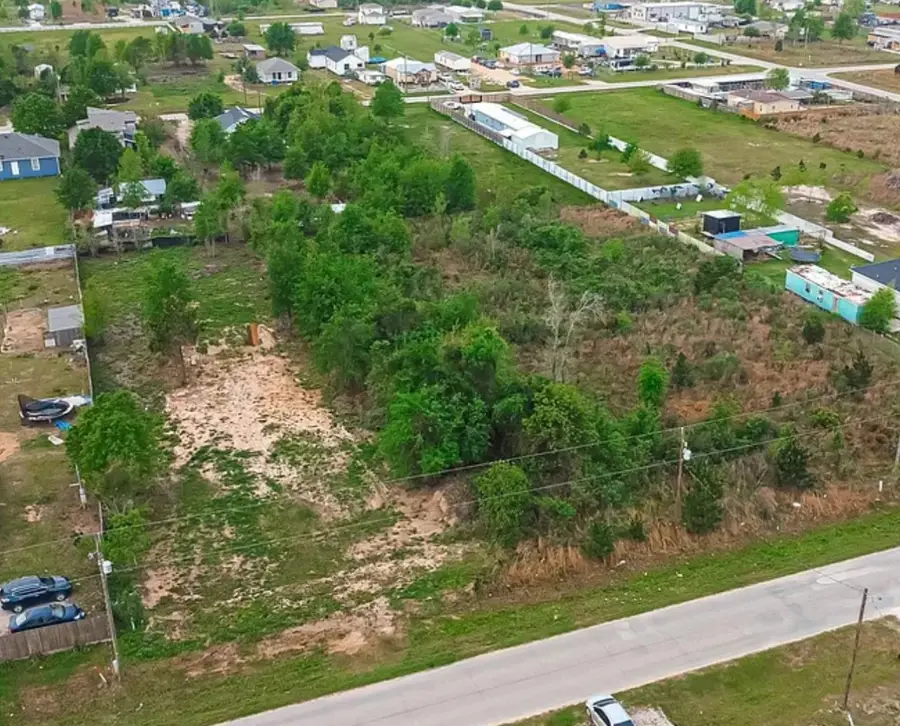 1893 County Road 3542, Cleveland, TX 77327 - Image #3