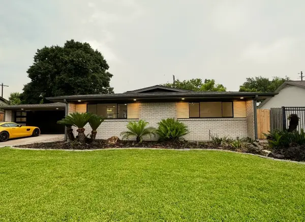 5450 Ariel Street, Houston, TX 77096