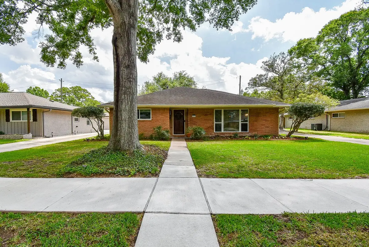 5727 Arboles Drive, Houston, TX 77035 - #1