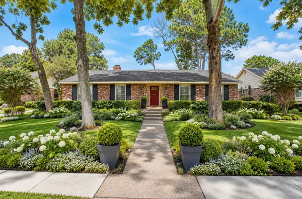 10706 Inwood Drive, Houston, TX 77042