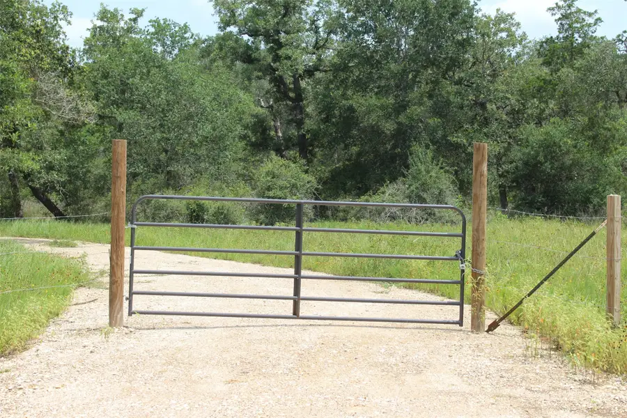 479 Private 1581 Drive, Hallettsville, TX 77964 - #3