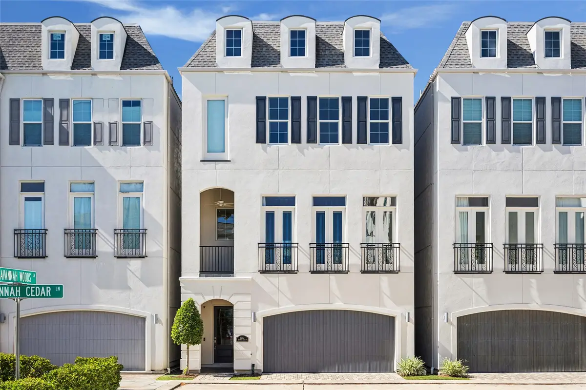 1002 Savannah Cedar Lane, Houston, TX 77043 - Image #1