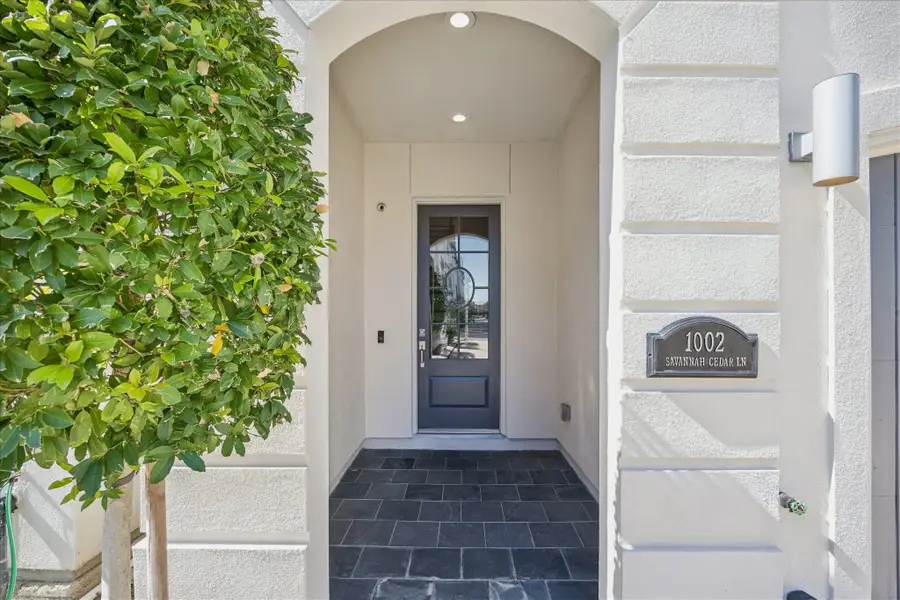 1002 Savannah Cedar Lane, Houston, TX 77043 - Image #2